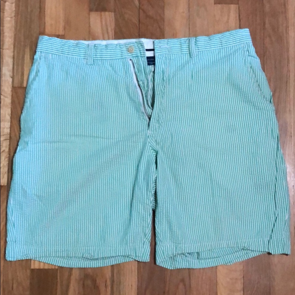 Ralph Lauren Green Seersucker Shorts - Size 35